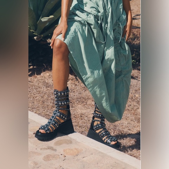 Free People Siren Studded Gladiator Sandals Size 7 NEW - Picture 4 of 14